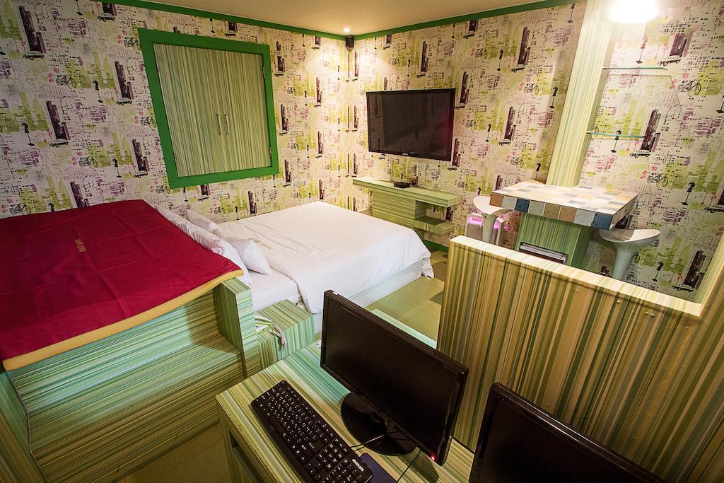 Max Hotel Daejeon Quarto foto